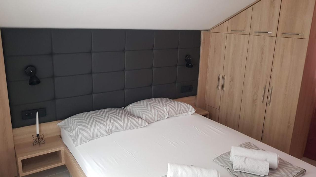 Elizabeta Deluxe Rooms Biograd na Moru Kültér fotó