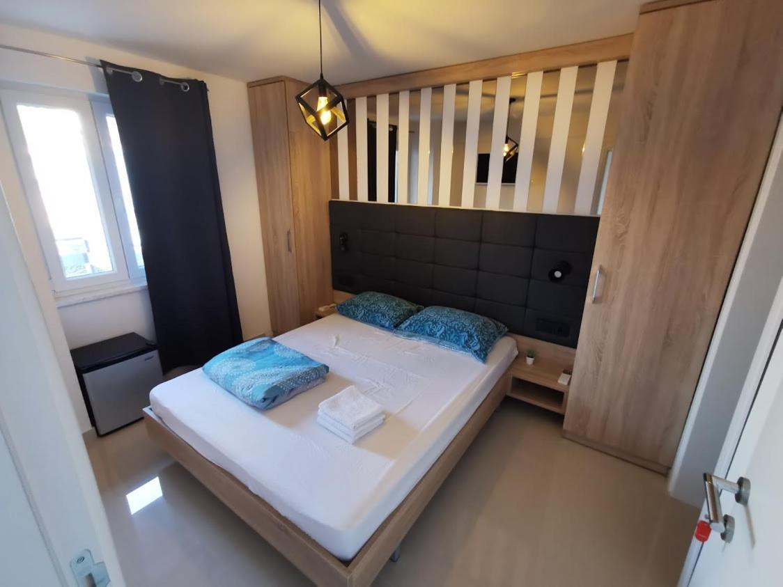 Elizabeta Deluxe Rooms Biograd na Moru Kültér fotó