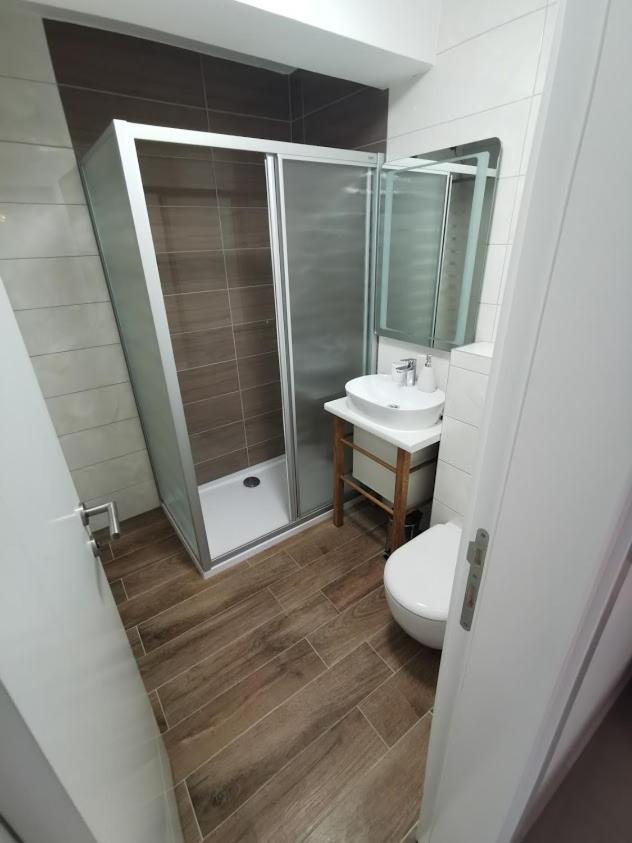Elizabeta Deluxe Rooms Biograd na Moru Kültér fotó