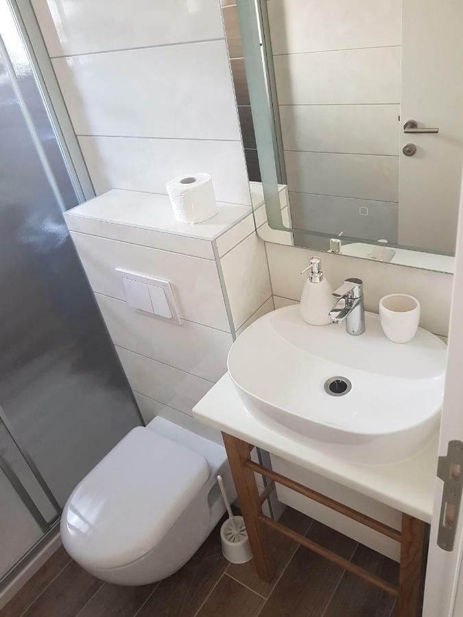 Elizabeta Deluxe Rooms Biograd na Moru Kültér fotó