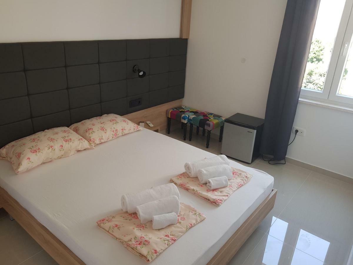 Elizabeta Deluxe Rooms Biograd na Moru Kültér fotó